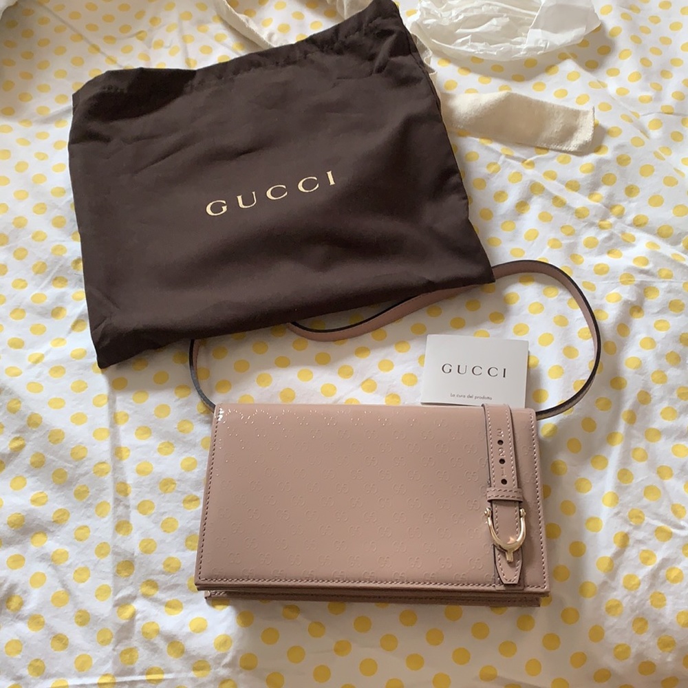 Gucci Patent Microguccissima Wallet Crossbody bag